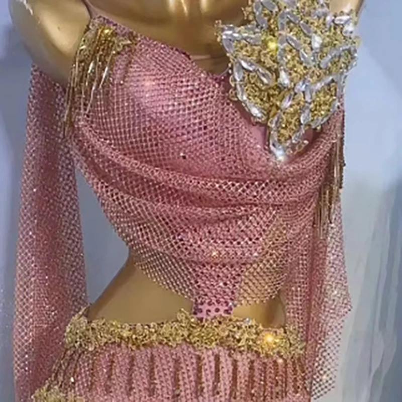

Latin Dance Diamond Women's High end Customized Gold Flower Mesh Cloak Strap Samba Dance Dress Performance Dress