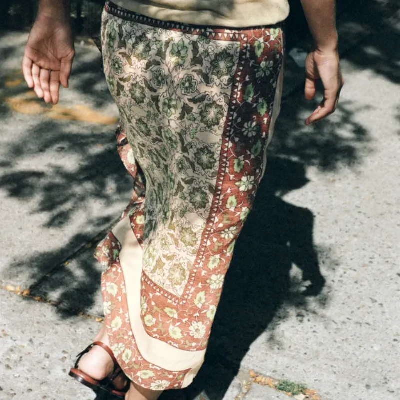 Fashionable A-Line  Skirt Autumn 2026 Women's Casual Layered Decorative Versatile Print High Waist Skirt for Ladies
