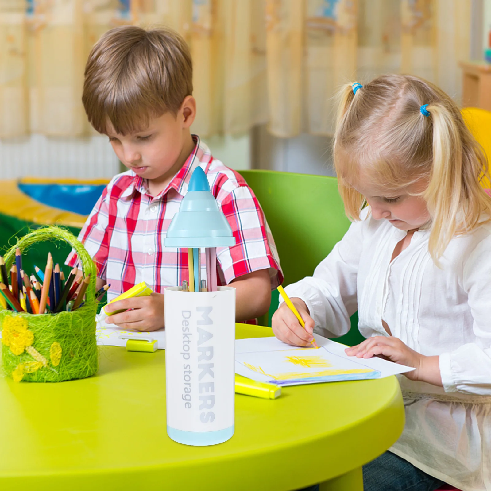 Desktop Pull-Out Pencil Holder Large Capacity Pen Cup Lid Makeup Brush Holder Stationery Organizer Classroom Office Essentials