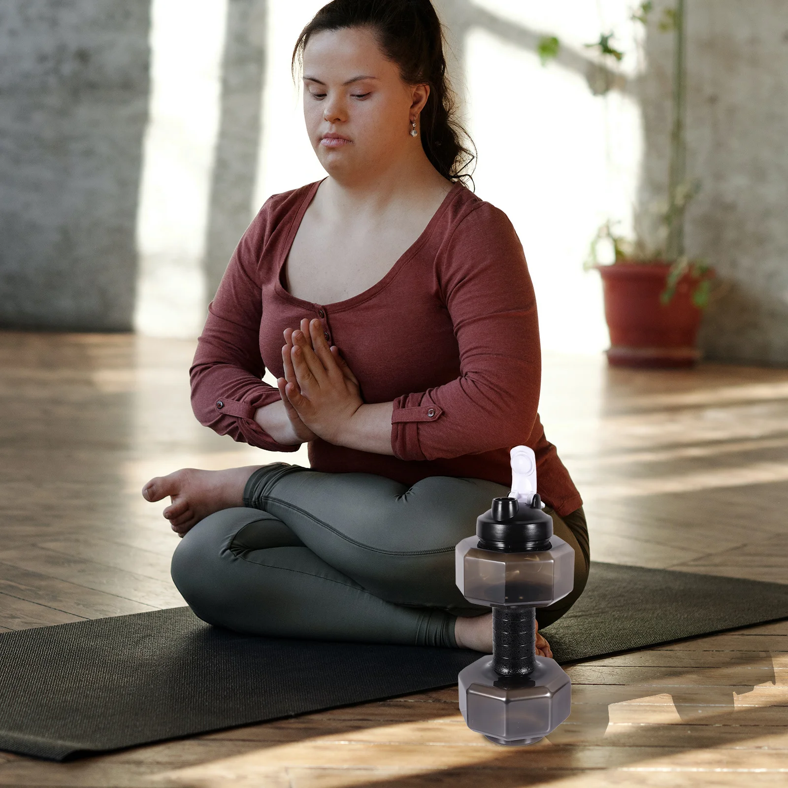 

1pc Dumbbell Shape Water Bottle 2L Large Capacity Fitness Sports Bottle Creative Weightlifting Design For Gym Exercise