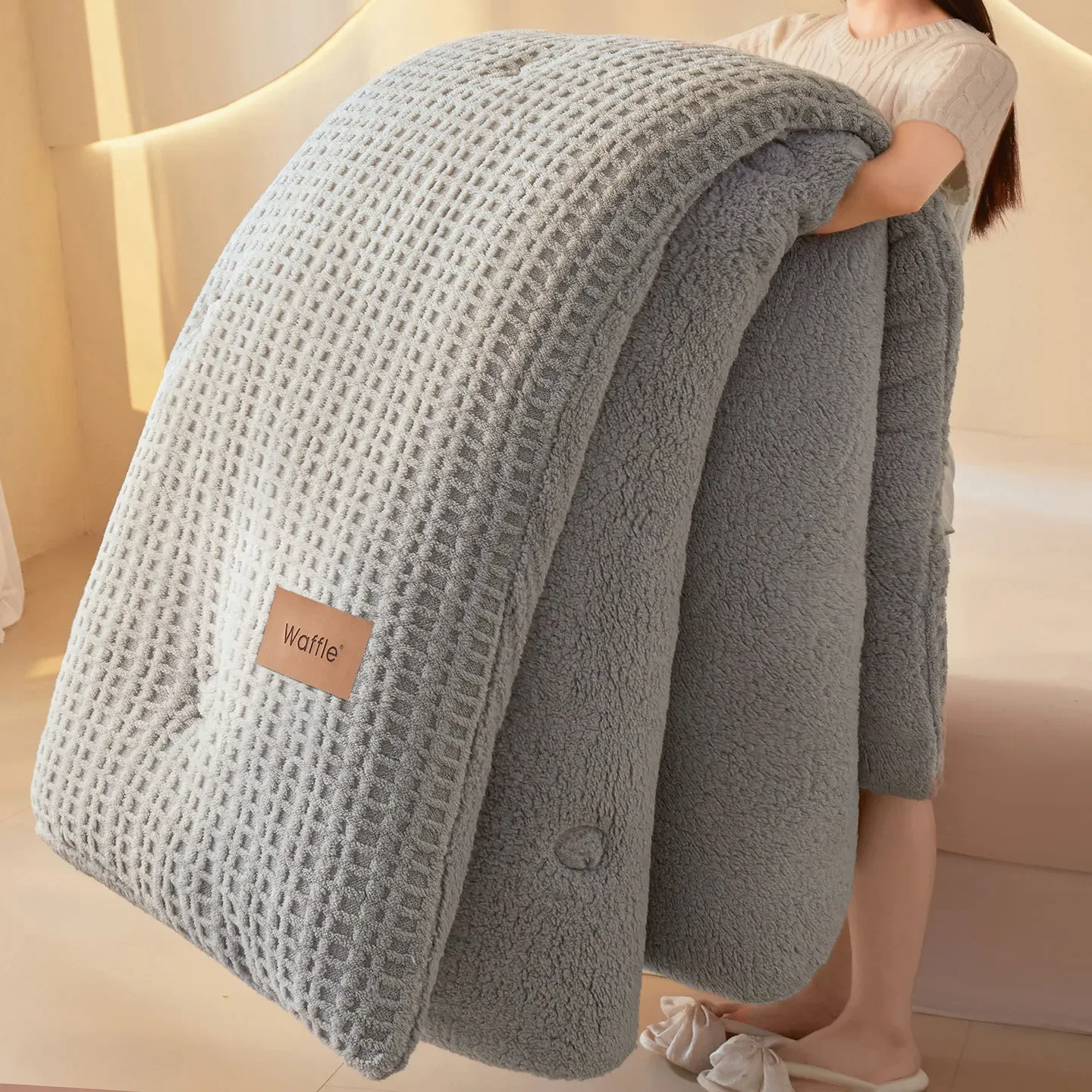 Thick Warm Waffle Textured Plush Winter Blanket Antistatic Soft Fluffy Comforter Solid Color Double Sided Fleece Blanket for Bed