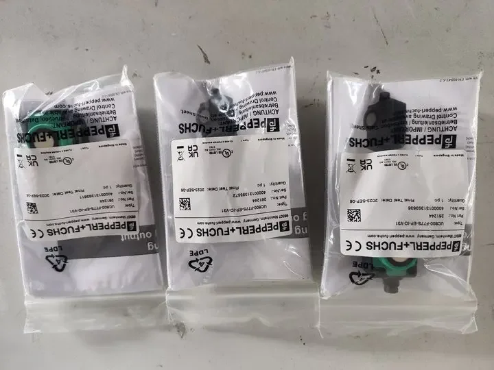 UC800-F77S-EP-IO-V31