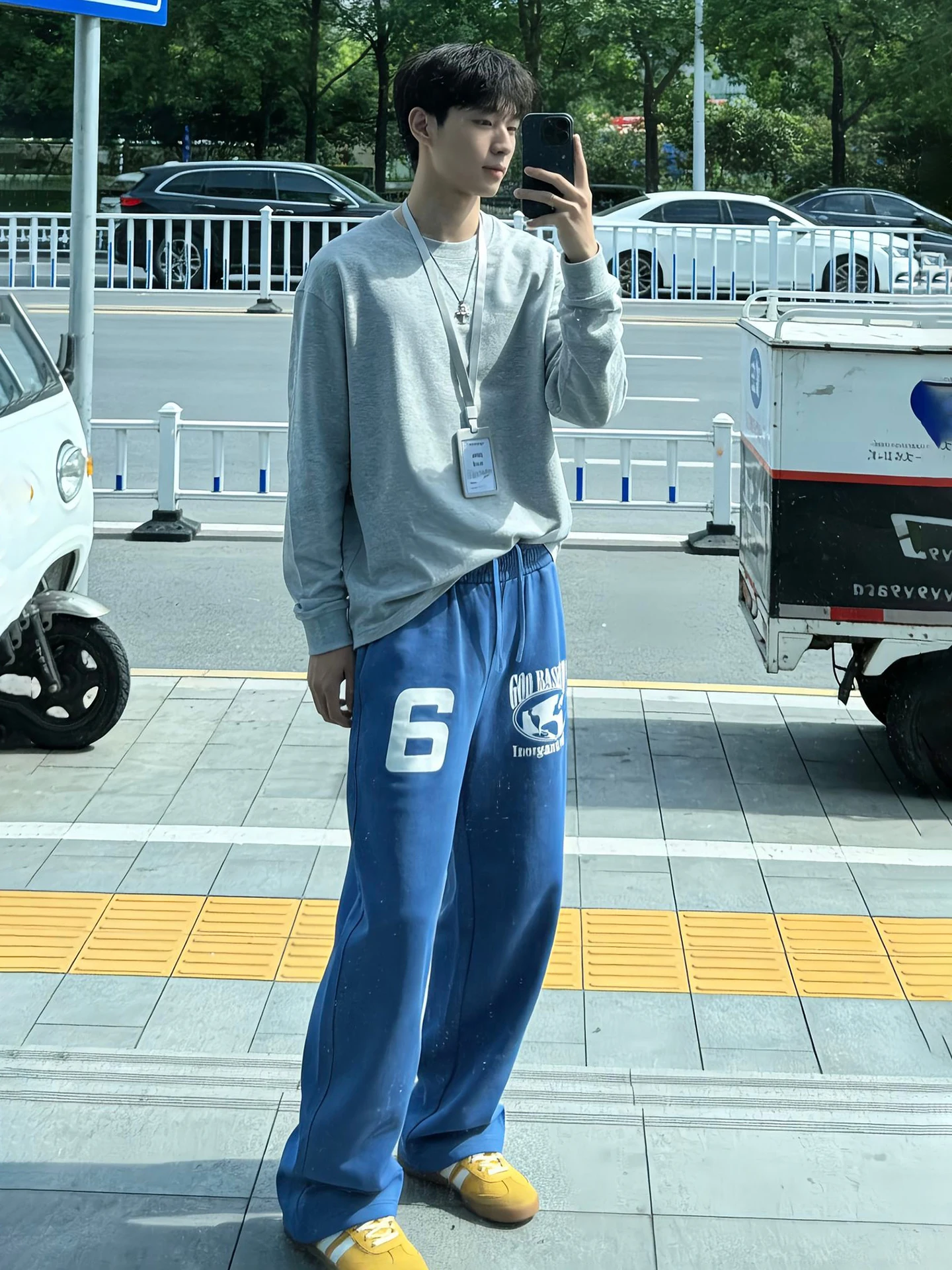 

Blue American High Street Embroidered Wide Leg Casual Pants Men Trendy Lazy Sports Straight Leg Trousers Straight Cut