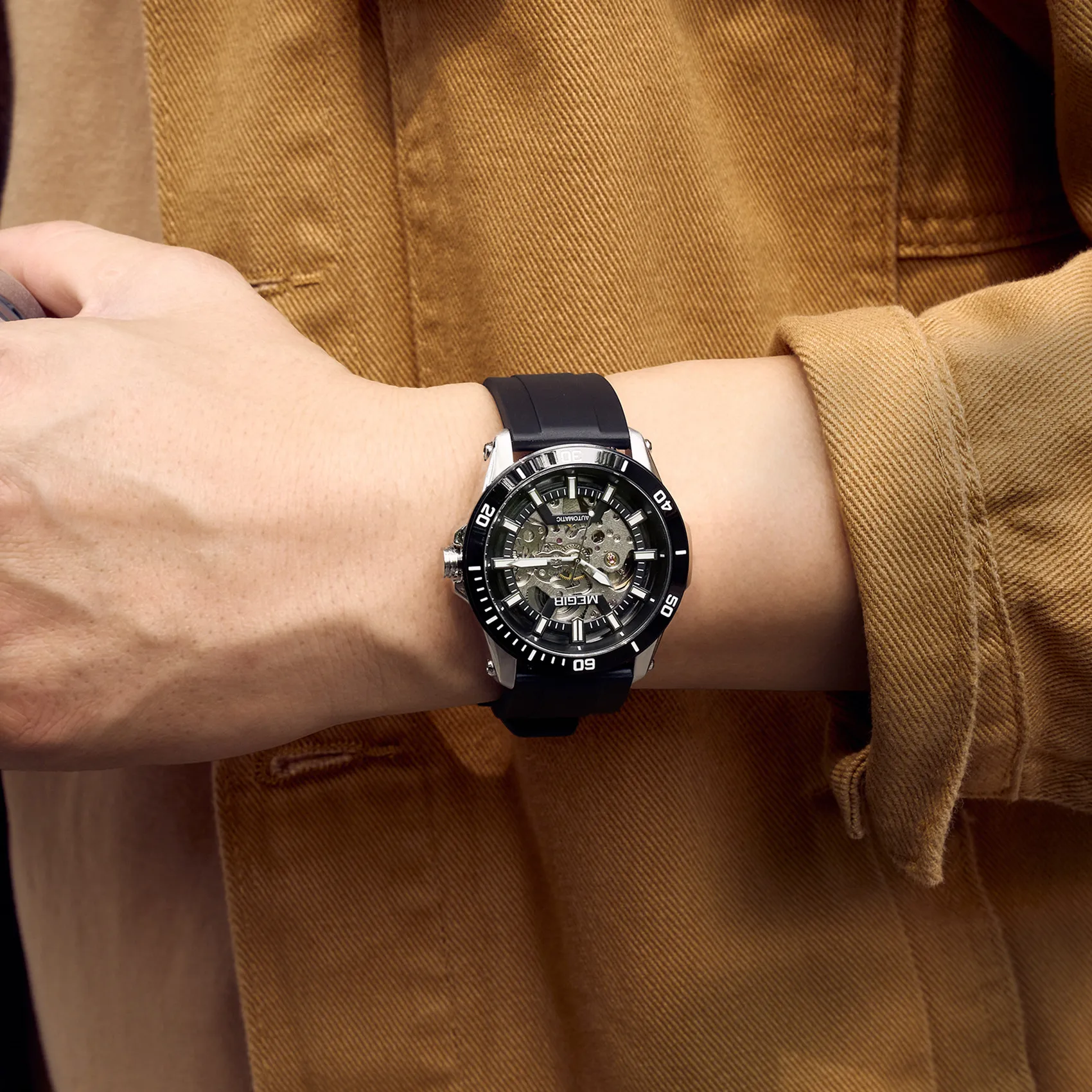 MEGIR Hollow Out Mechanical Watch for Men Fashion Stainless Steel Case Sapphire Full Automatic Wristwatches Montre Homme 8605