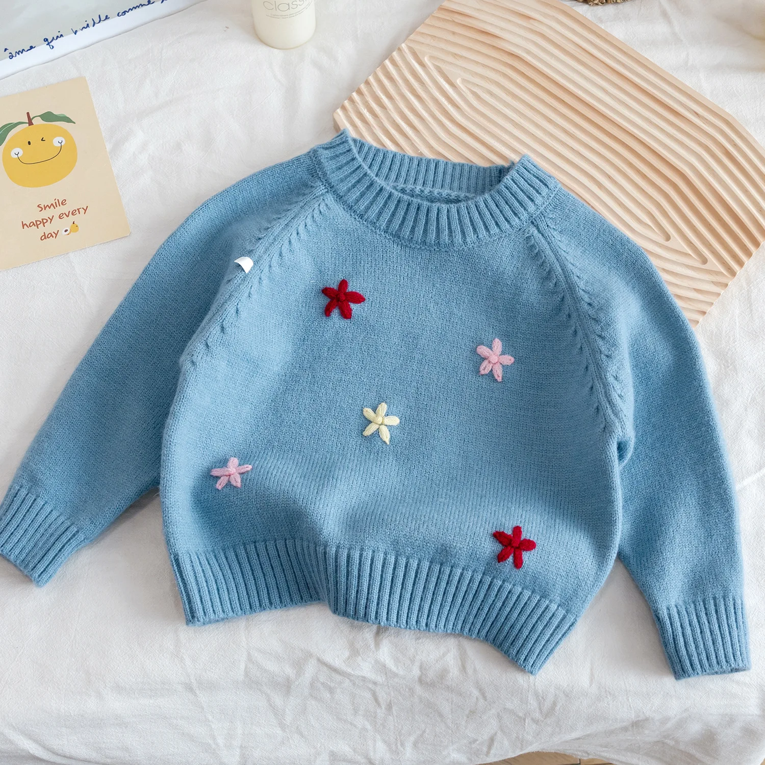 

Girls' New 2025 Autumn Sweater Baby Girl Blue Simple Fashion Long-sleeved Knitted Outer Crew Neck Top Fashion