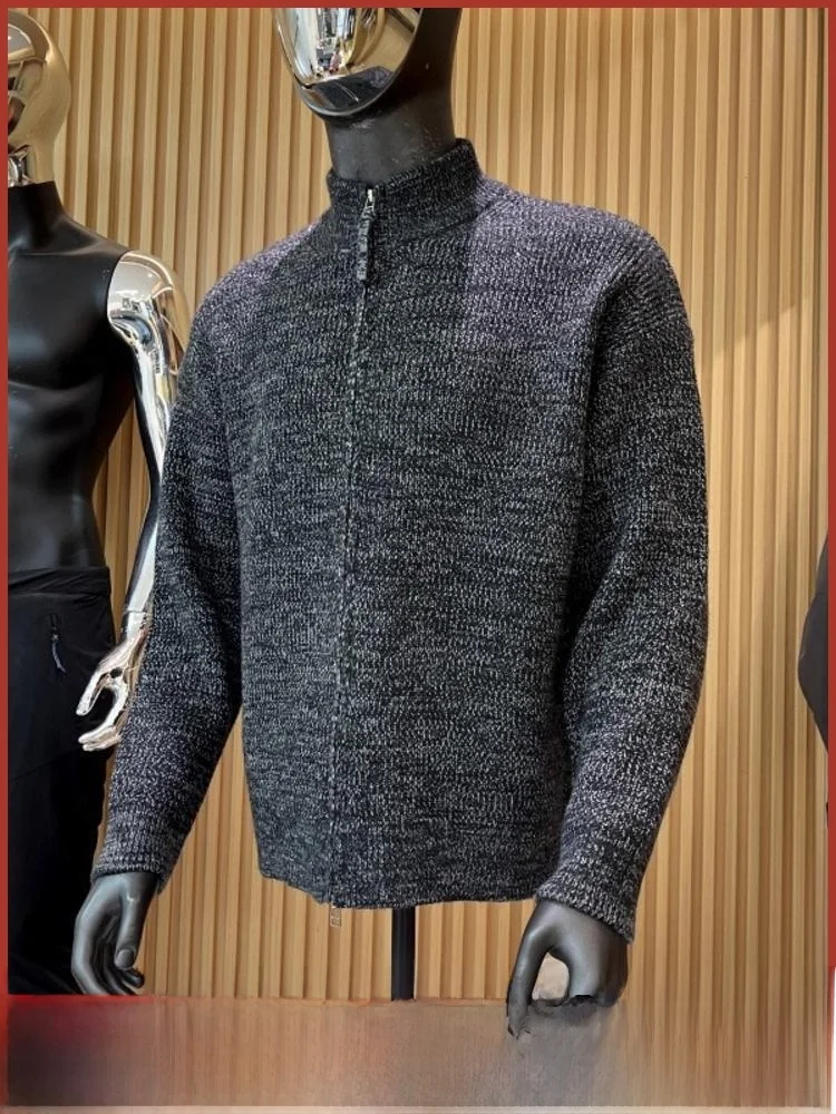 

Simple Sle Men's Knitted Cardigan Jaet Stand Collar Autumn Winter Outerwear Soft Polyester Fiber Zipper Decoration Faio...