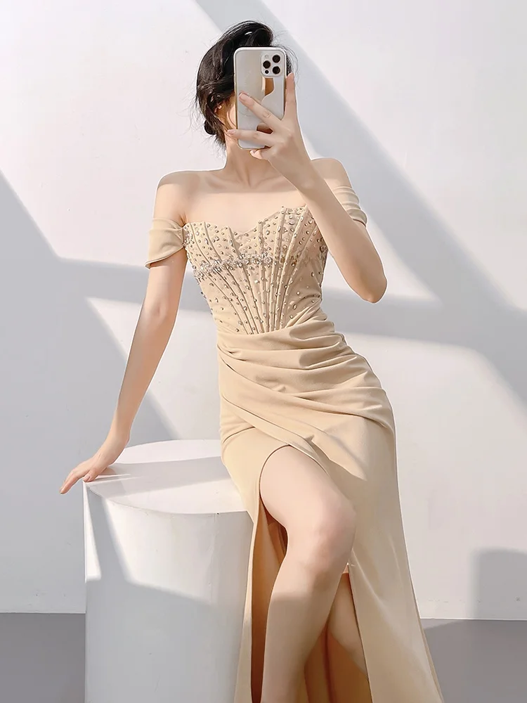 

Вечернее платье цвета шампань женское 2025 года, новое, легкое, роскошное, элитное, на одно плечо, с разрезом, фасон «русалка»