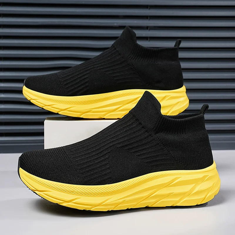 men's shoes new flying woven socks shoes breathable lightweight slip-on mesh shoes men's casual sports shoes
