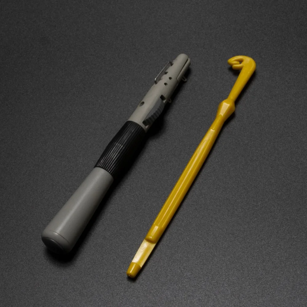 أداة عقدة الصيد المحمولة للصيادين، تصميم برأس مزدوج، سهل الإمساك للخطافات الصغيرة، مريحة للاستخدام في الهواء الطلق