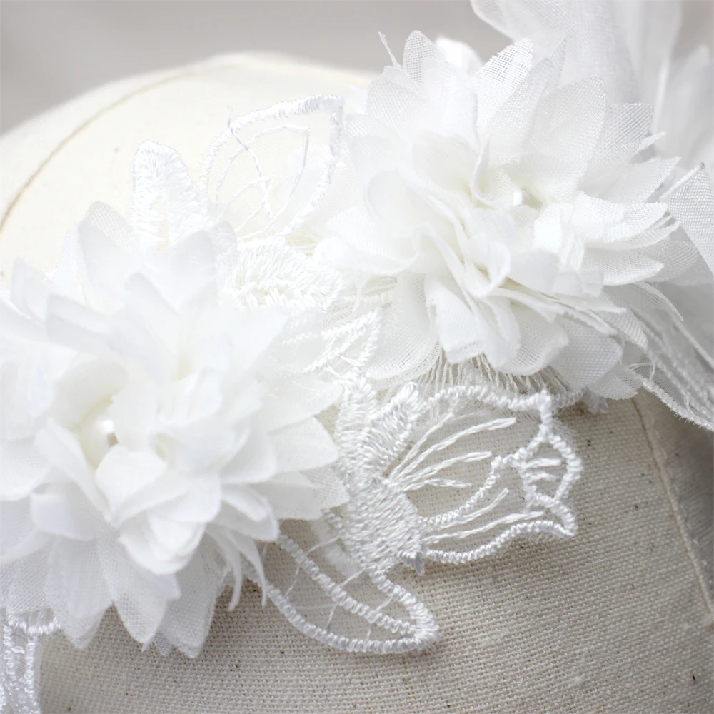 Weiße Spitze Chiffon Blumen Stirnband Baby Mädchen Blumen Turban Prinzessin Mesh Floral Perle Neugeborenen Haar Blume Photoprop Kopfbedeckung – Detail 5
