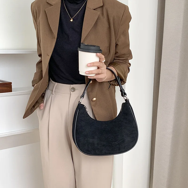 Vintage Faux Suede Shoulder Bag Women\'s Fashion Simple Solid PU Handbag Woman Designer Plush Armpit Hobo Ladies Winter Purse