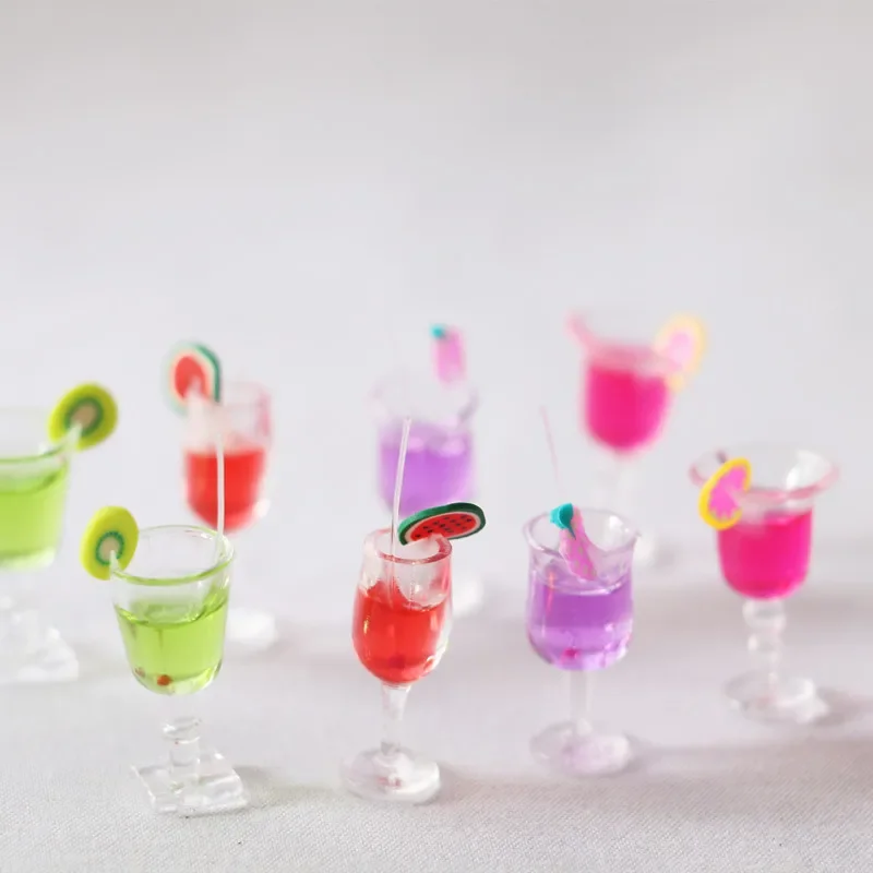 

Dollhouse 4pcs Fruit Cocktail Bar Drink Creative Miniature Mini Model Kitchen Scene Simulation Home Decor Doll Accessories