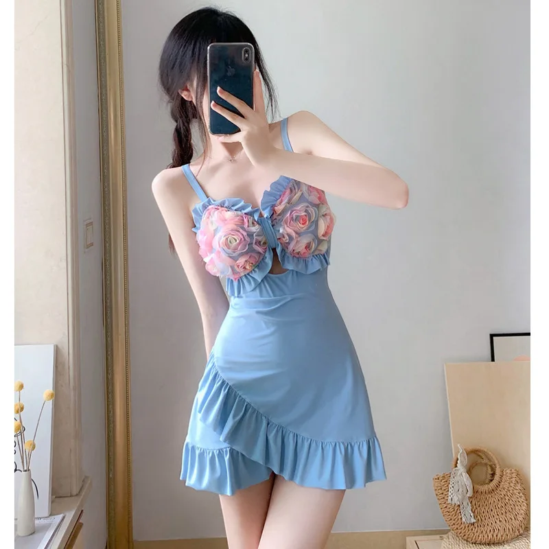 2023 New Summer Fashionable and Unique Chest Bow Splice 3D Flower Irregular Ruffle Hem Hem One Piece Flat Corner Skirt Swimwear