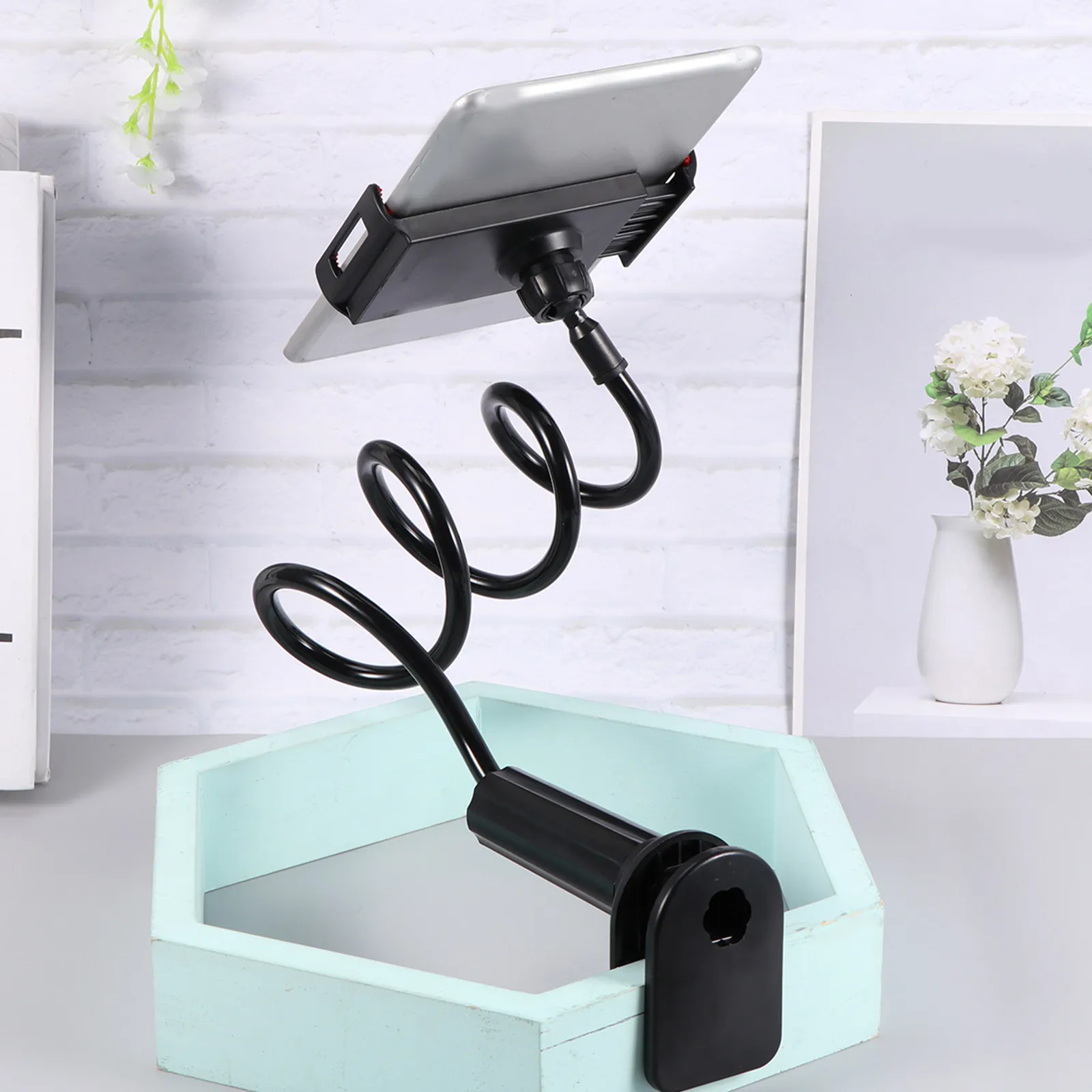 

Universal 360 Degree Rotation Mobile Phone Holder Black Flexible Bendable Clip Style Desktop Stand Pc Phone Shelf Computer
