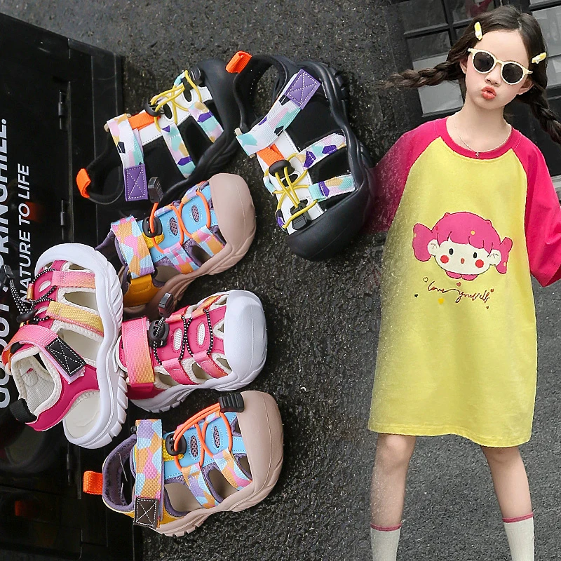 

Новинка 202, стильные детские летние нескользящие сандалии на мягкой подошве для мальчиков и девочек, повседневная спортивная обувь