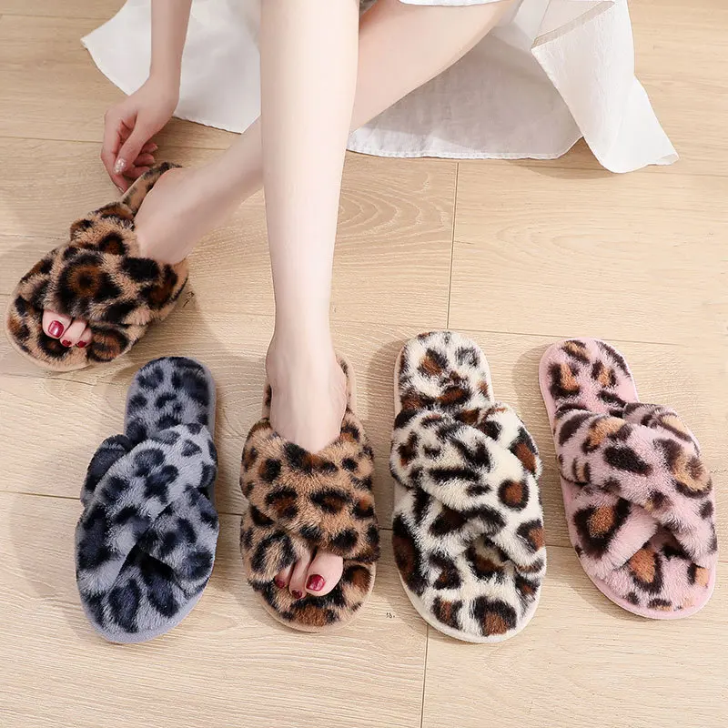 

Fashion Cross Strap Fur Slippers Women Indoor Light Warm Plush Home Slippers Woman Faux Fur Flat Heel Couple Slides Plus Size 43