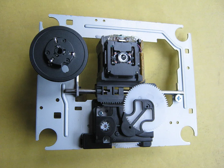 New SF-P101N SF-P101(16PIN) Bead Turntable Optical pick-ups with Mechanism SF-P101N 16P REGA APOLLO Laser lens CD VCD