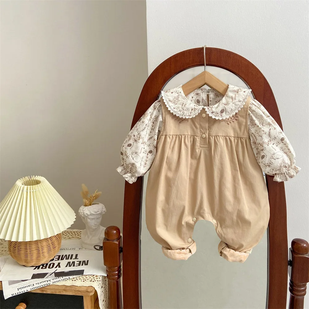 Baby Girl Overalls Set Spring and Autumn Fashion Doll Collar Shirt Embroidered 2-piece Set, Fashionable Autumn Clothes for Girls