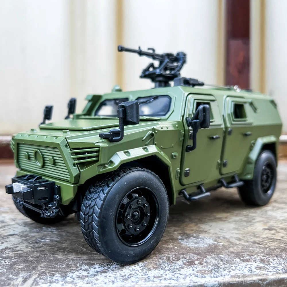 

1:18 Dongfeng Mengshi Alloy Car Model, Large Military Collection Ornaments Armored Off-road Vehicle Military Vehicle Toy Gift
