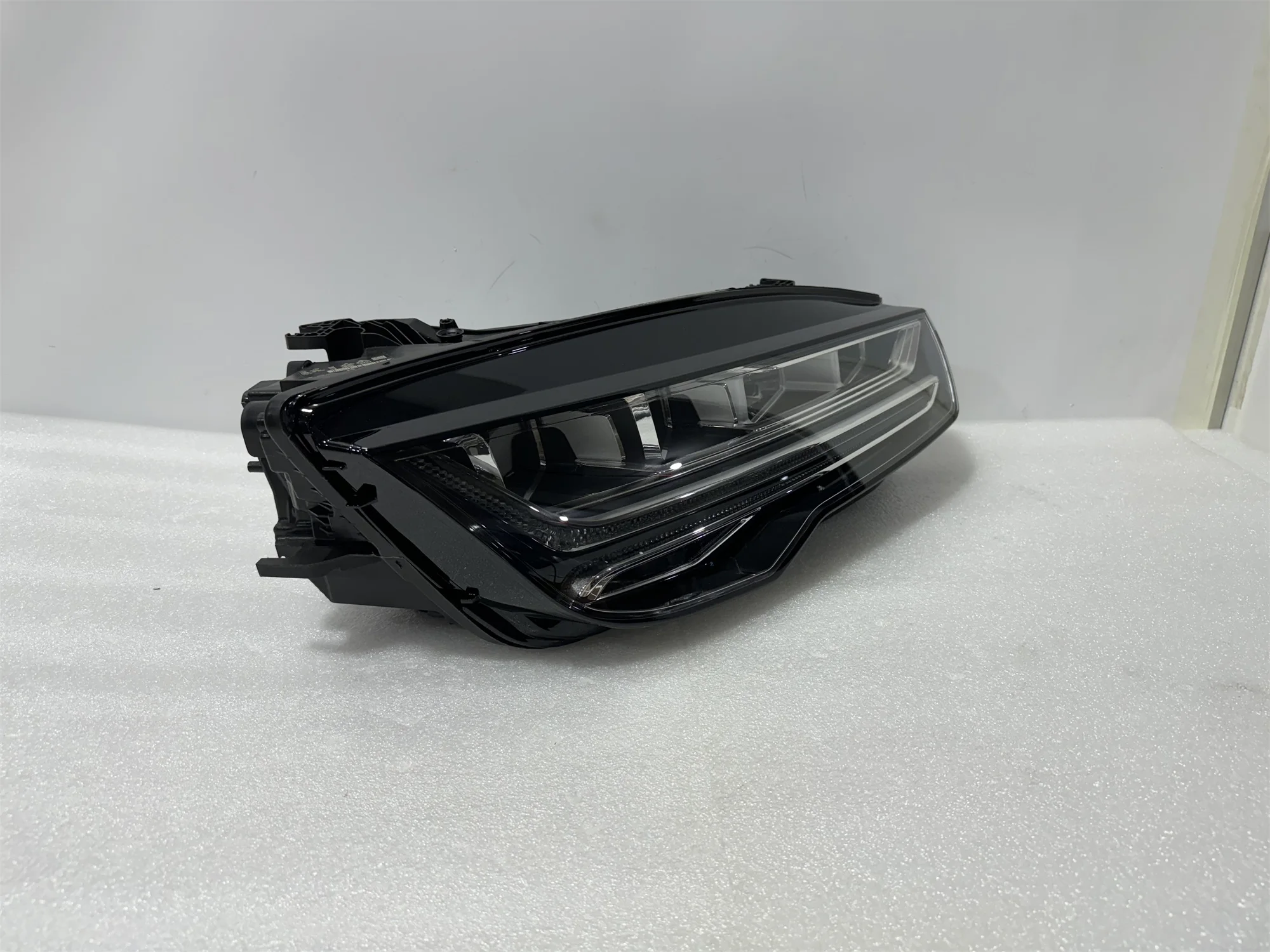 High quality headlights suitable for Audi A7 LED matrix headlights 2017-2019 lighting system A7 matrix headlights