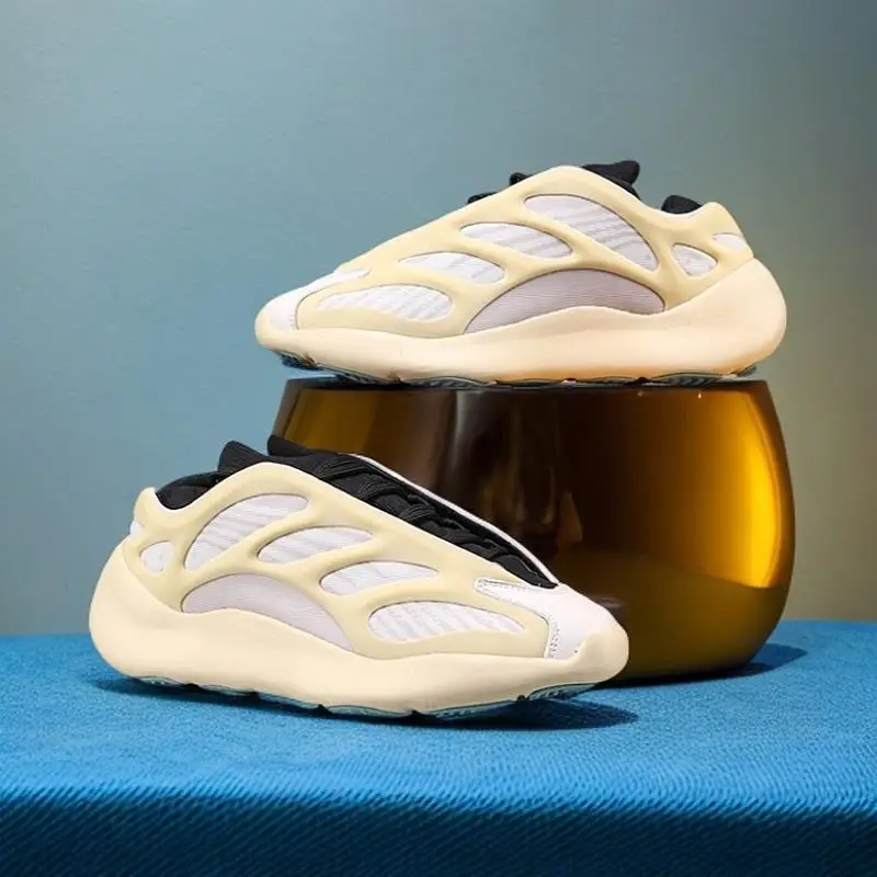 

2024Trend leader, fashionable and comfortable sports shoes, versatile in spring and autumn