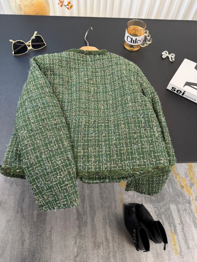 سترة كلاسيكية للسيدات للمكتب بأكمام طويلة للشتاء سميكة ودافئة من الصوف معطف واحد الصدر أنيق للنساء ملابس خارجية قصيرة