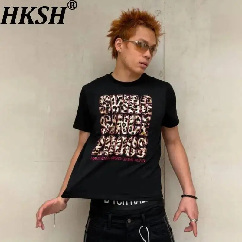 HKSH Summer New Men Tide Dark Light Luxury T-shirt Chic Ins Diamond Leopard Print Vintage High Street Short Sleeve Tees HK24145