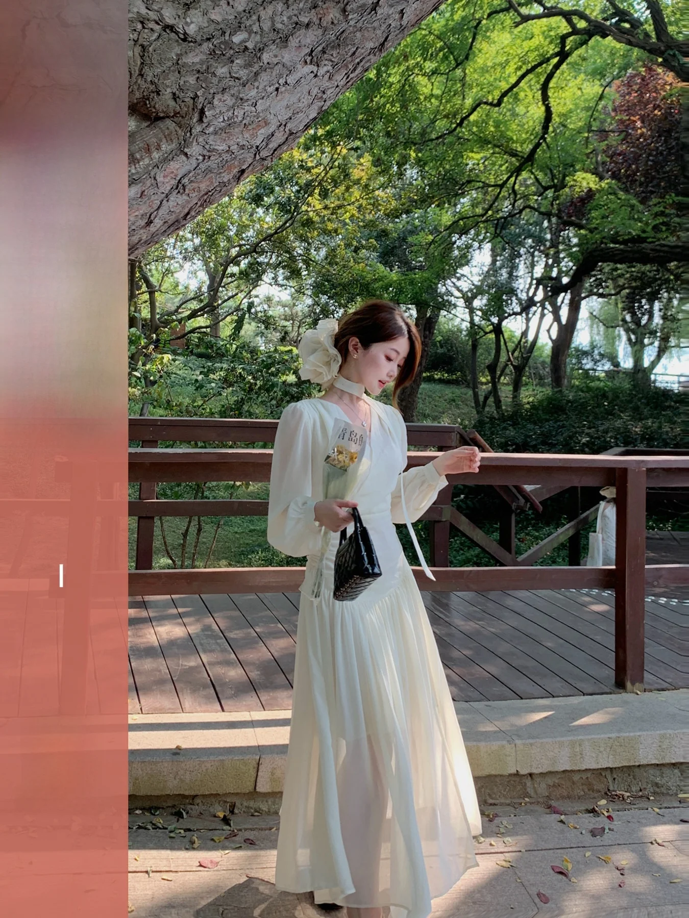 

Элегантное белое платье с V-образным вырезом и длинными рукавами, с плиссировкой на талии, для женщин, весна-осень, повседневное, А-силуэт