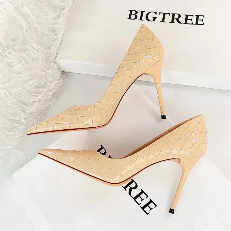 بيغ تري-أحذية بكعب عالي من الجلد اللامع للنساء ، مضخات بمقدمة مدببة رفيعة ، أحذية انزلاقية على الأرض ، أحذية بكعب عصري ،