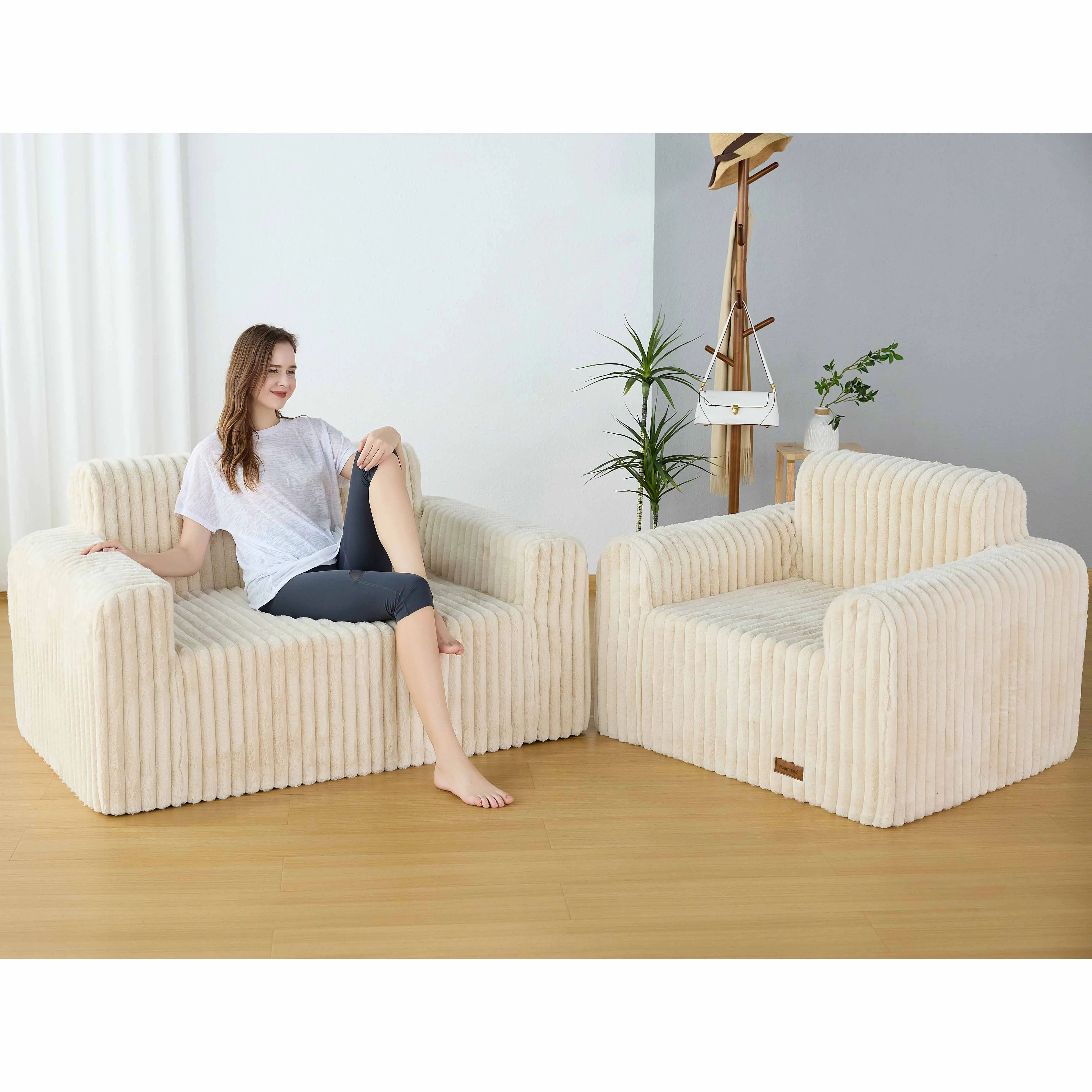 Luxury Modern Soft High Density Sponge Double Size Bean Bag Sofa Chair Comfortable Faux Fur Cover Bean Bag Compressed Sofa