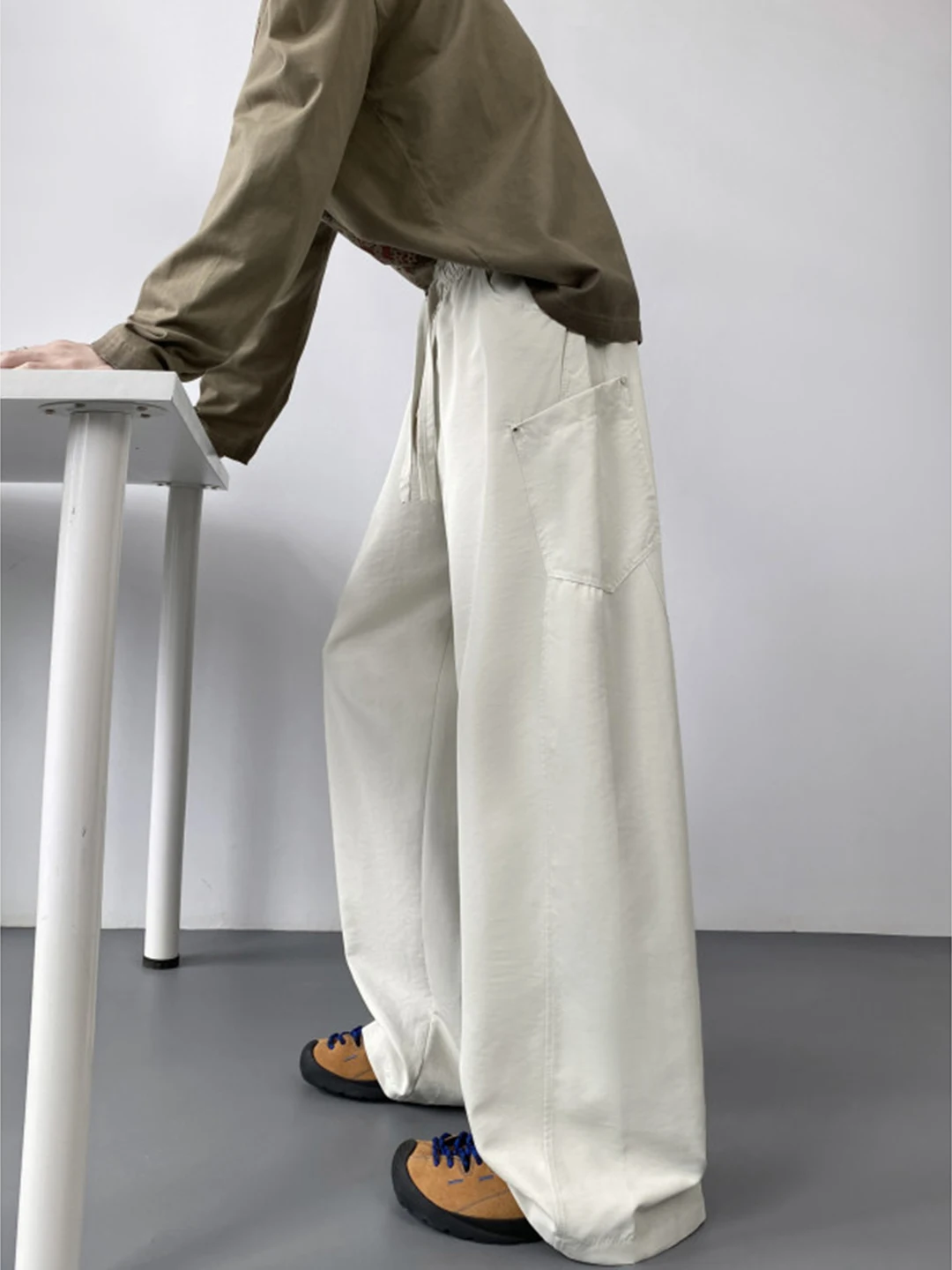 

Men's Summer Thin Straight Leg Pants Loose Fit Qui Dry Workwear Trousers Draped Lazy Feelings Khaki Color Casual Trousers