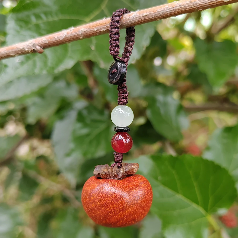 1 Pc Wooden Persimmon Pendant, Hand-Carved, Natural Style, Realistic Style, Suitable for Halloween Decorations, Office Decorations, Keychains, Housewarming Gifts, Bedroom Decorations, Back-To-School Season Gifts, Study Room Decorations