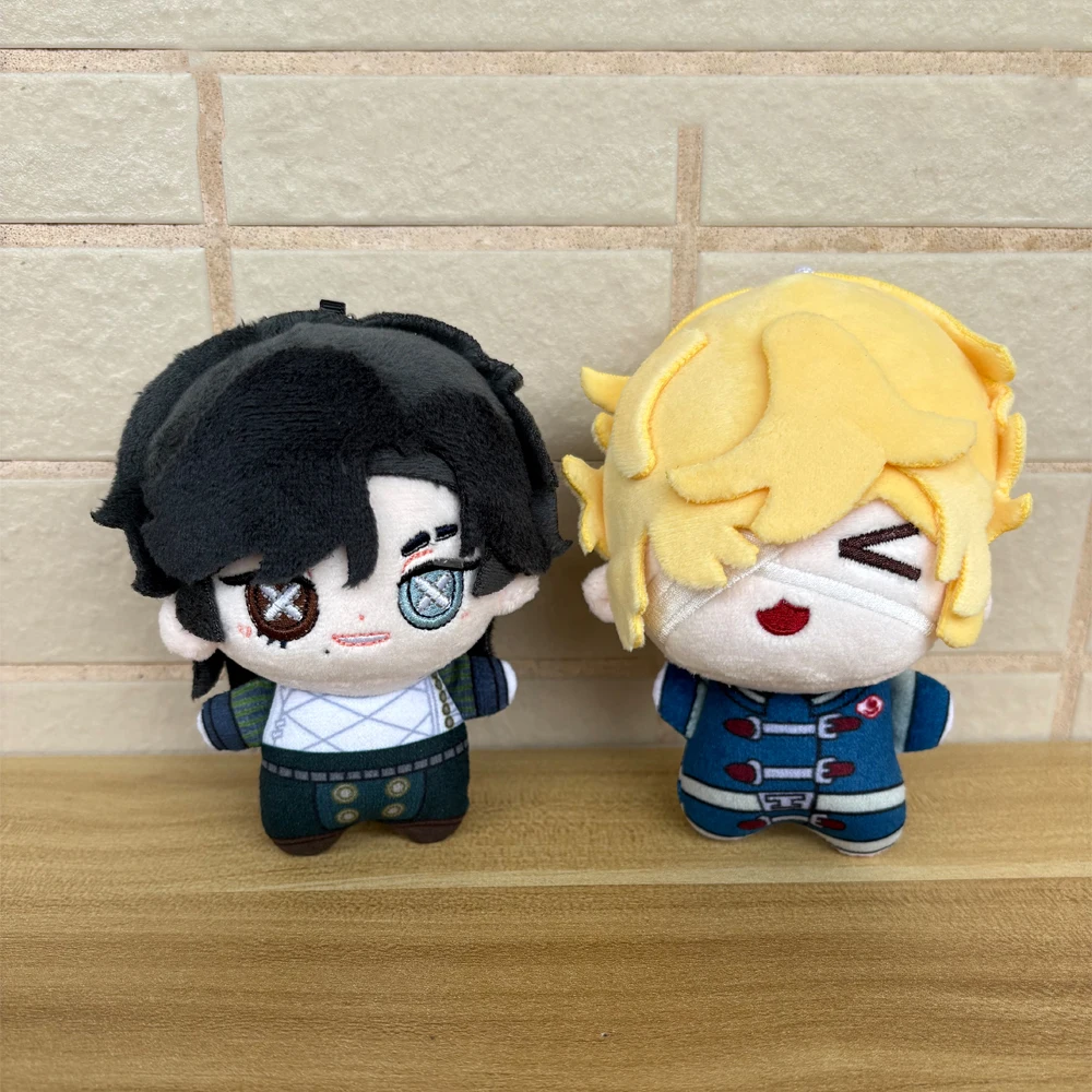 

Плюшевая игрушка-брелок 10 см по аниме-игре Identity V: Ричард Стерлинг (Рыцарь) и Флориан Бранд (Пожарный детектив)