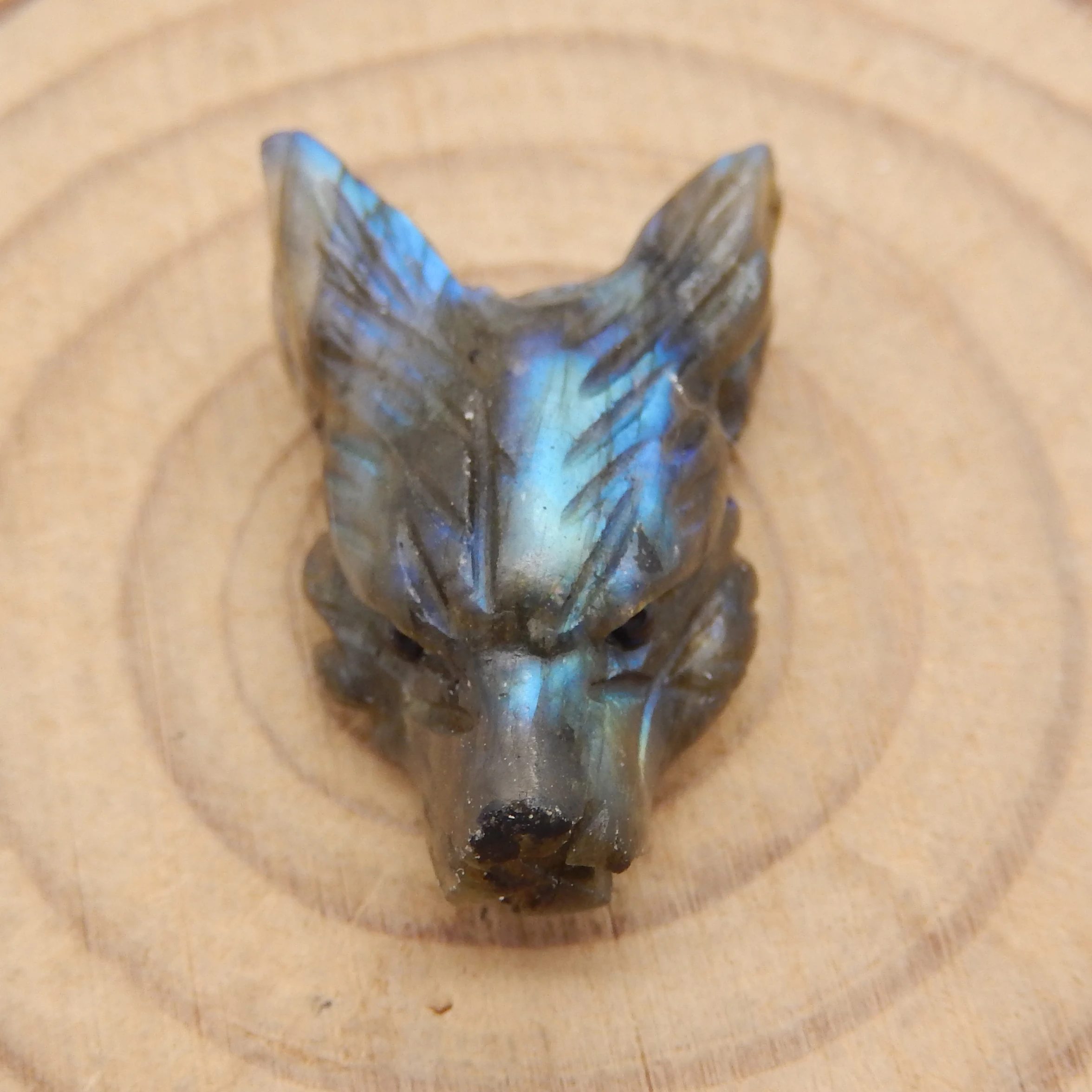 

Natural Labradorite Hand-Carved Wolf head Pendant,Fashion Jewelry For Women Beads Jewelry Gemstone Birthday Gift