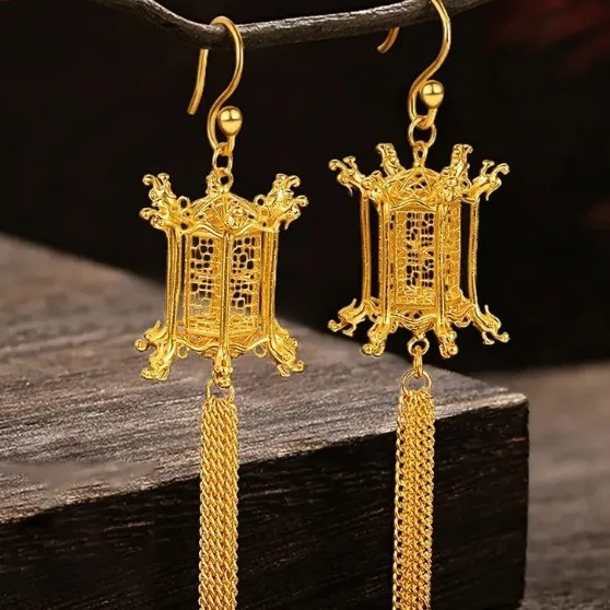 

Ancient French Tide Earrings Retro Exquisite Palace Lantern Earrings Tassel High Sense Earrings Female
