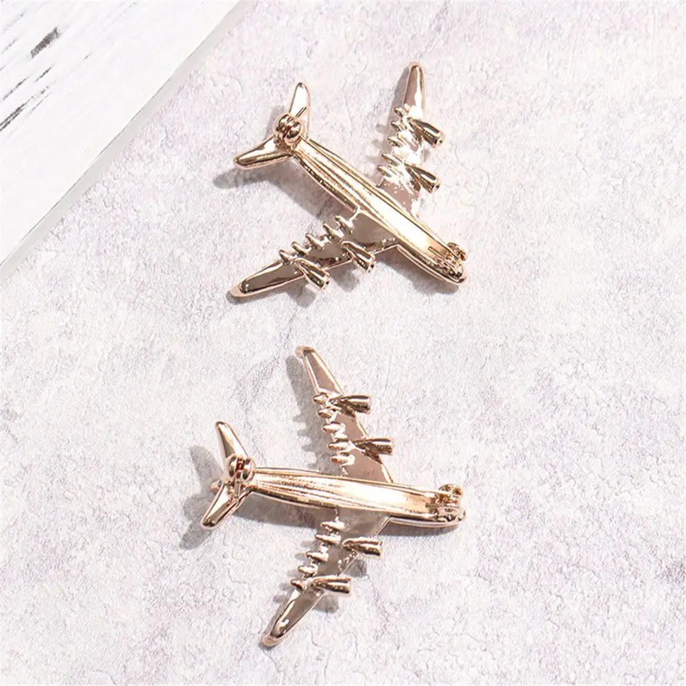 Spilla con distintivo per spille per gioielli in lega di aereo smaltato di nuova moda