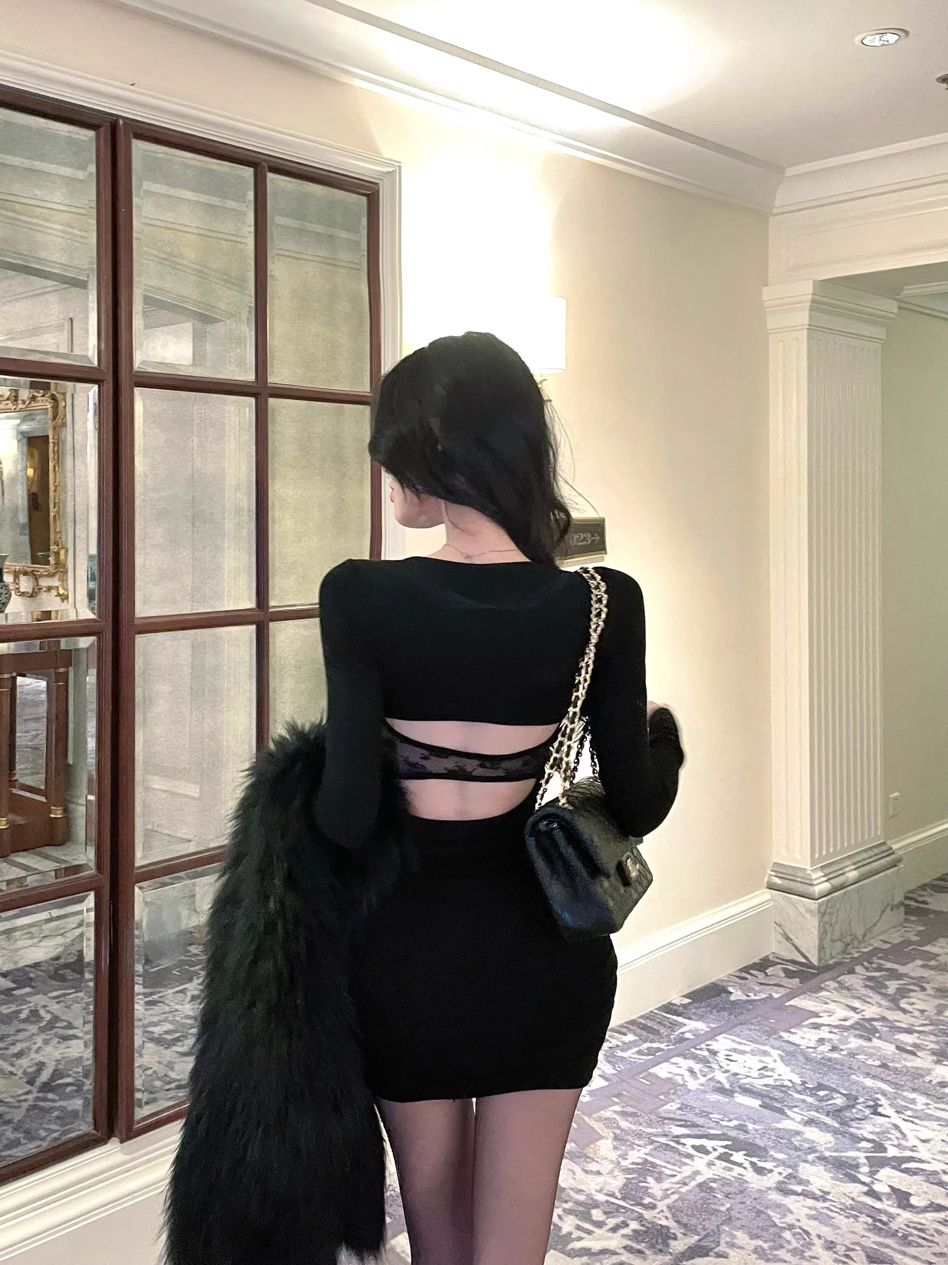 

Сексуальное женское платье-футляр с цепочками и вырезами, V-образным вырезом, длинными рукавами, весеннее, облегающее, с запахом, Pure Desire Sle