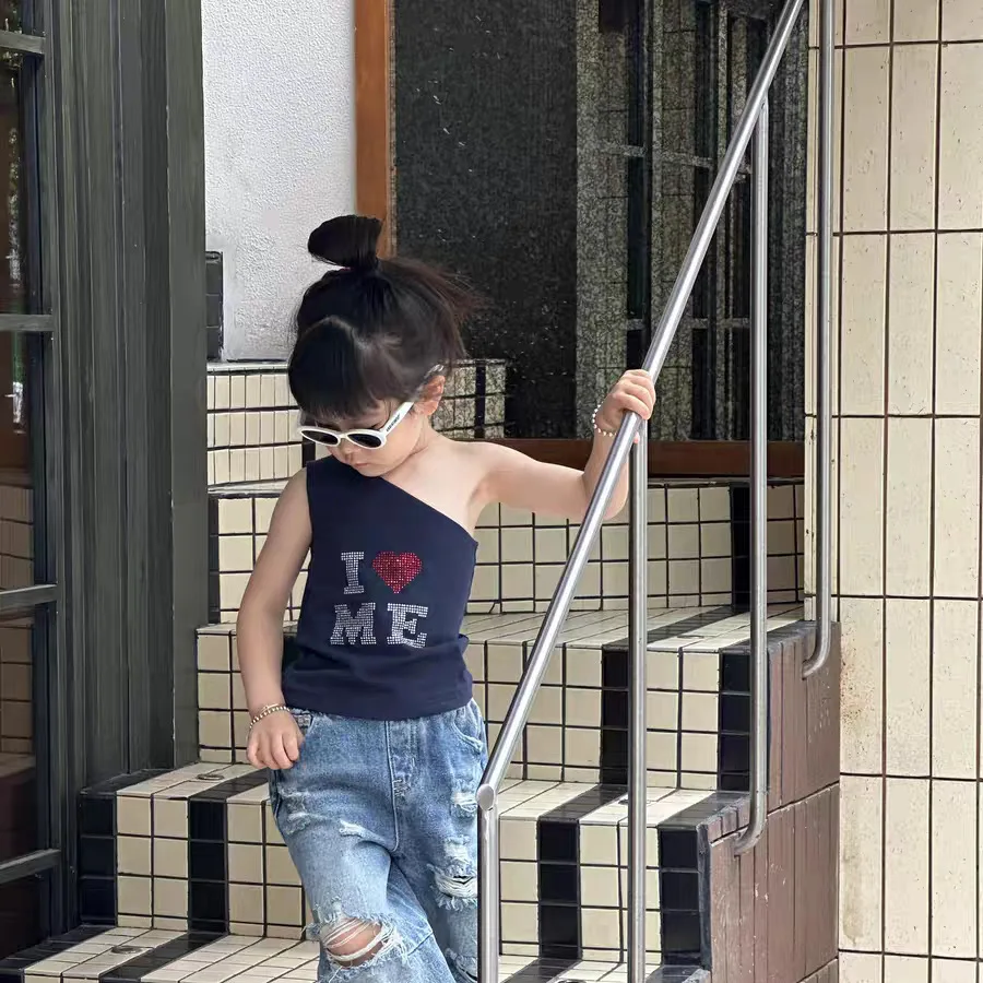 

Girls Summer Vest Sling Baby Foreign Style Children's Korean Version Love Letter Hot Diamond Shoulder Top