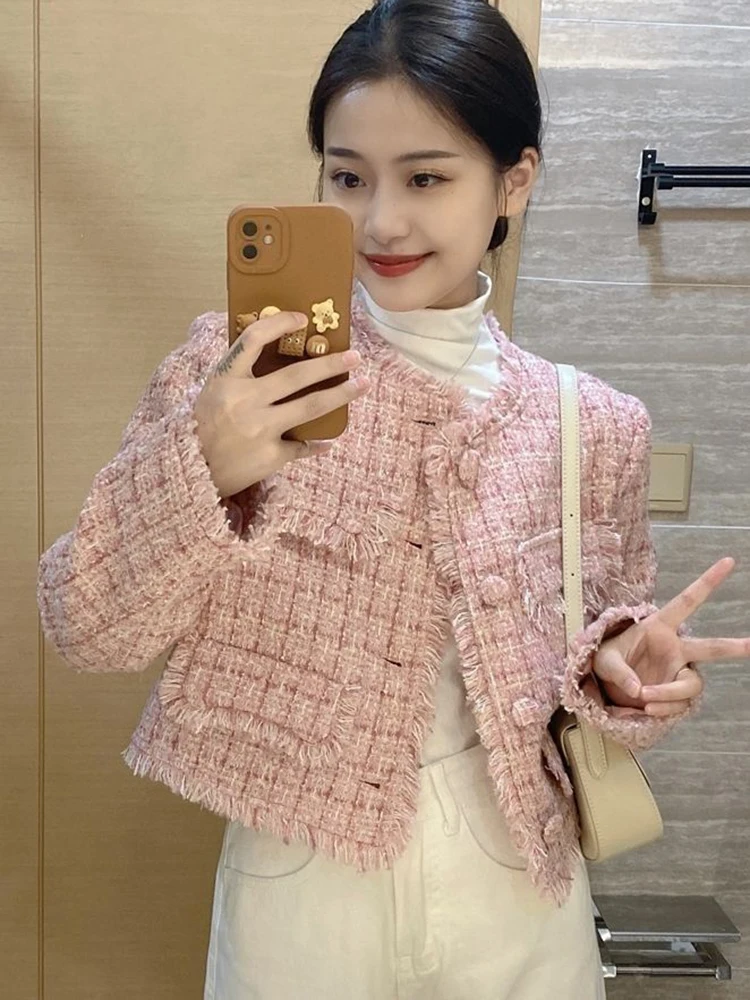 

Шикарная розовая клетчатая твидовая куртка с кисточками, женская тонкая мода с длинным рукавом, элегантное короткое пальто, французская осень, женские милые топы с круглым вырезом