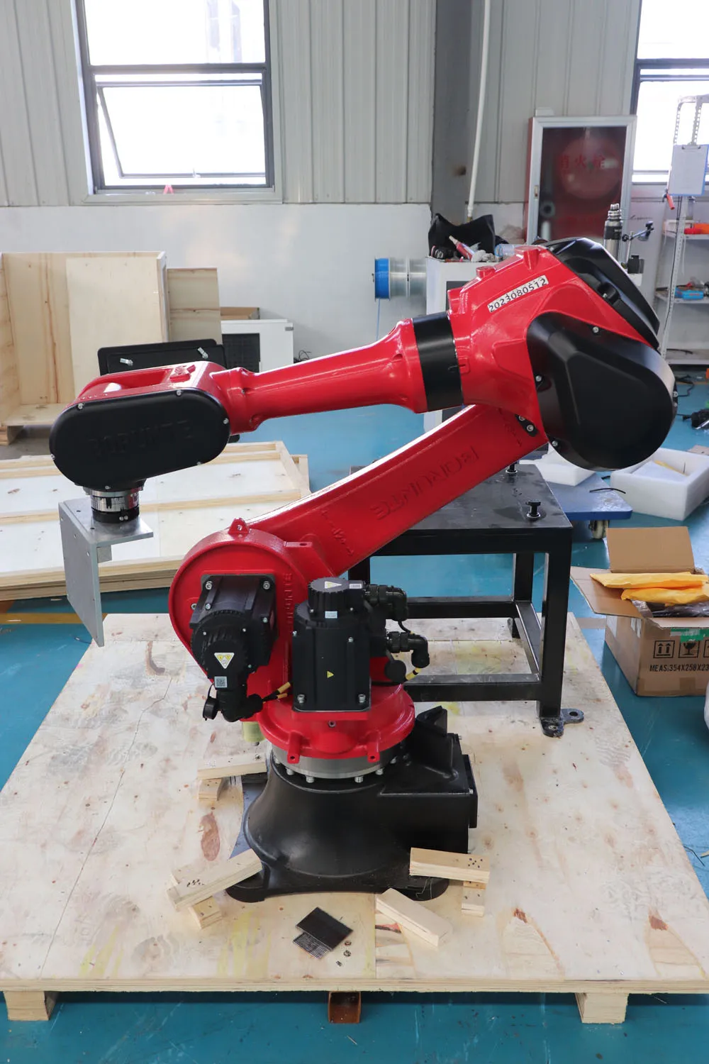 1000W 1500W 2000W Automatic 6 Axis Robot Arm Fiber Laser Robotic Welding Machine For Corner Welding Laser Welders