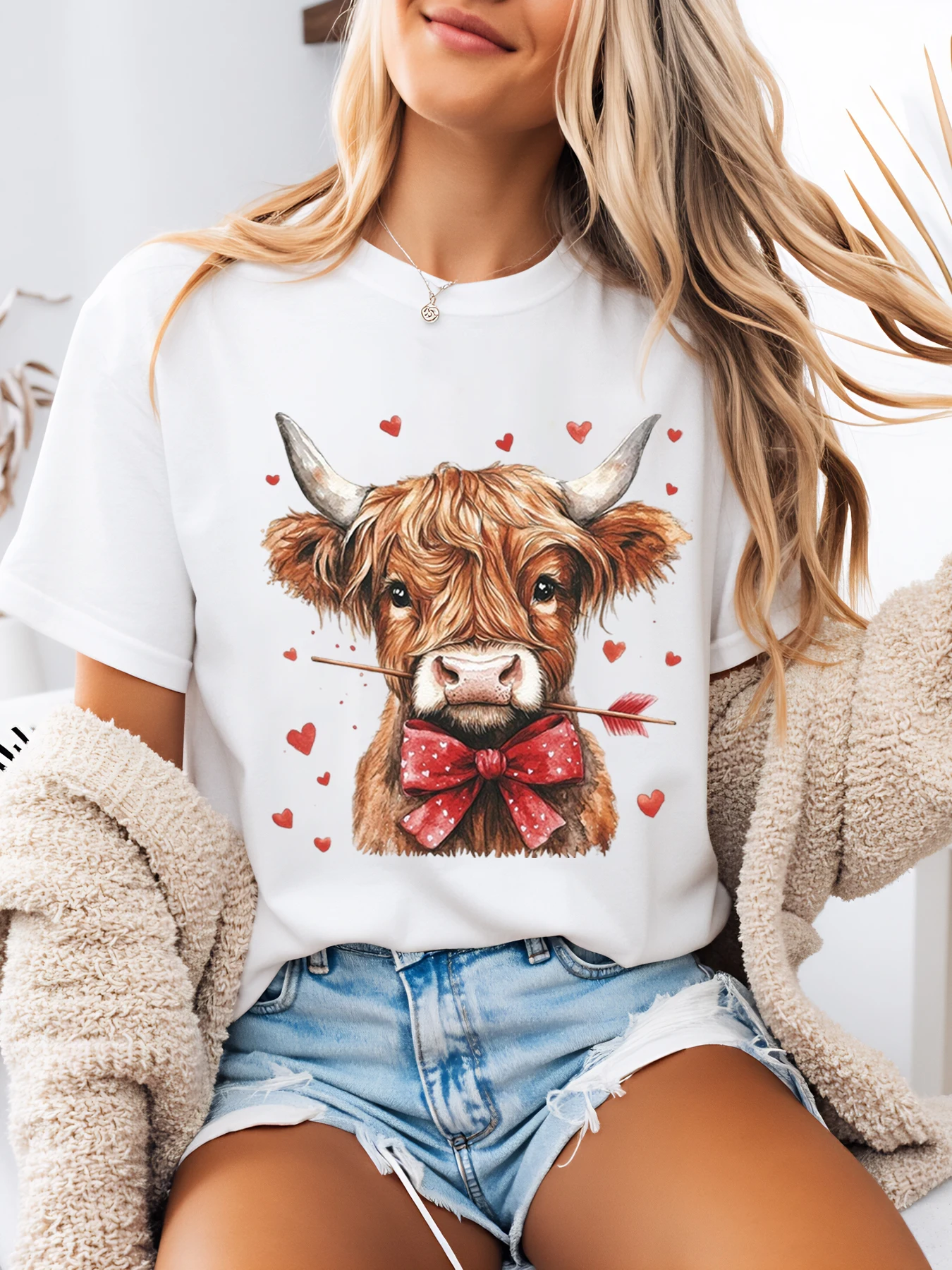 

Cute Bull with Red Bow and Hearts Print Valentine's Day T-Shirt Women Casual Wear White Plus-Size