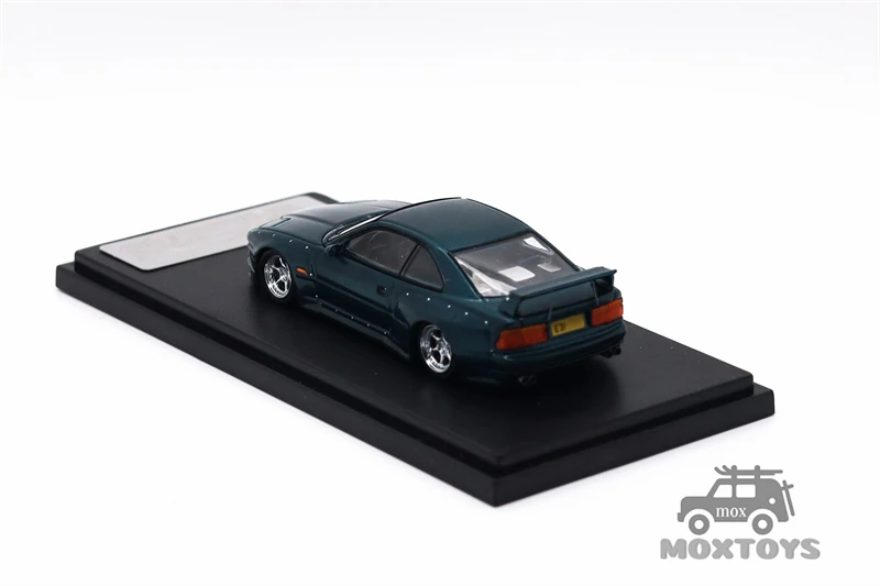 نموذج وحيد القرن RM 1:64 850CSi E31 أخضر داكن محدود 699 نموذج سيارة دييكاست