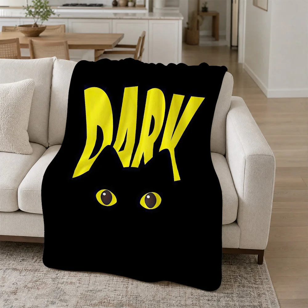 Funny Yellow Dary Cat Face Graphic Throw Blanket Cozy Couch Decor Gift for Cat Lovers