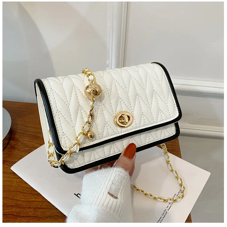 

2025 New Mini Square Bag Crossbody Purse Thin Chain Strap Lightweight Small Shoulder Bag Solid Color Autumn Simple