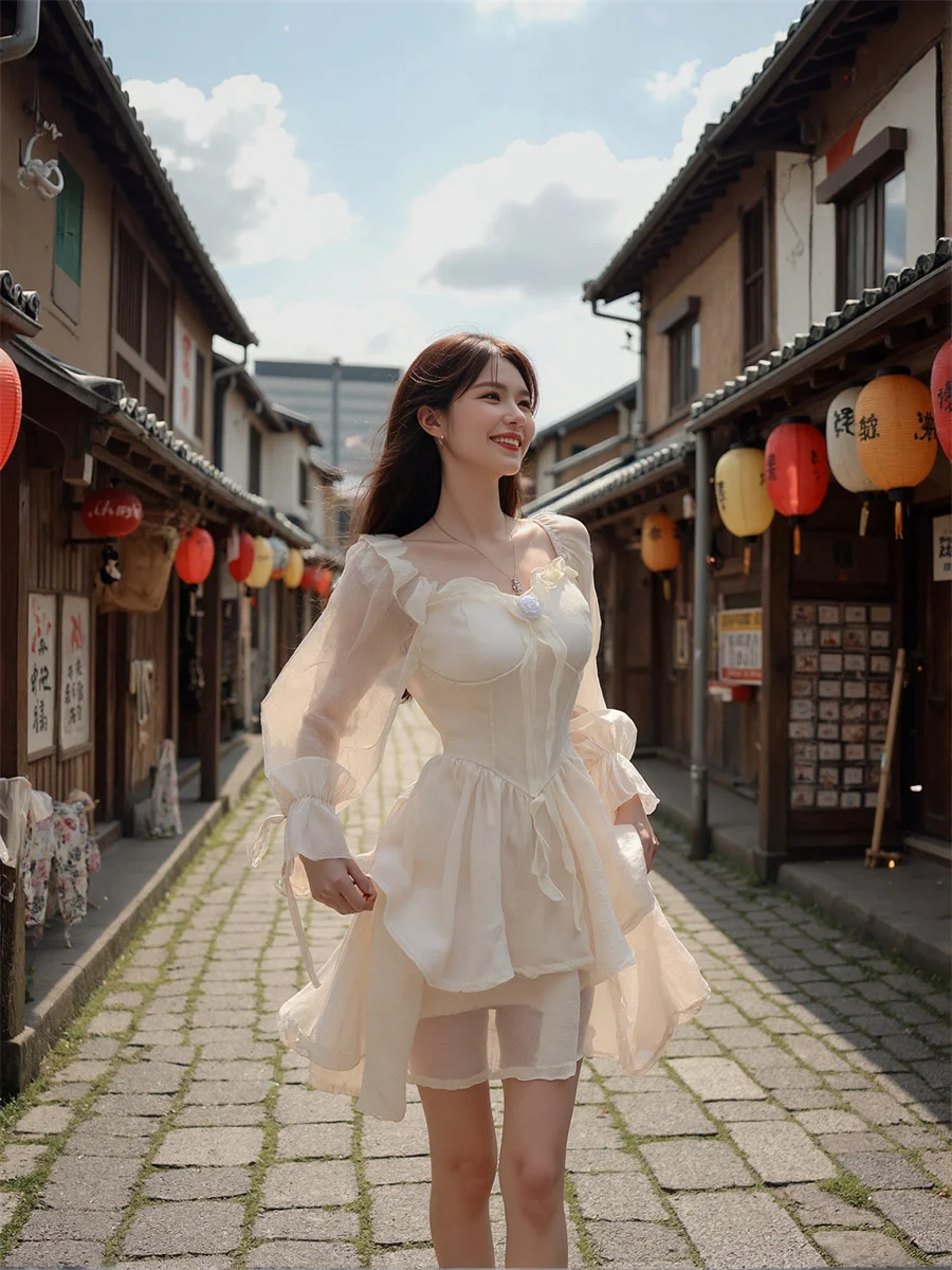 女性用ホワイトドレス ドレープフリル 秋 セクシー エンパイアウエスト ノースリーブ プリーツ フレア サテン コットン クラブウェア 裏地付き