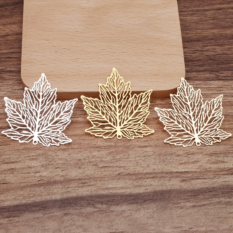 BoYuTe (10 Pieces/Lot) 45*43MM Filigree Maple Leaf Materials Brass Jewelry Accessories