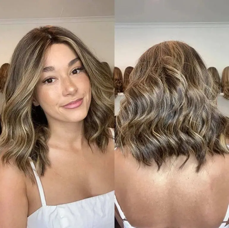 Perucas de luxo luz castanha marrom perucas dianteiras do laço sintético para as mulheres destaque onda do corpo peruca feminina ombro fibra morena