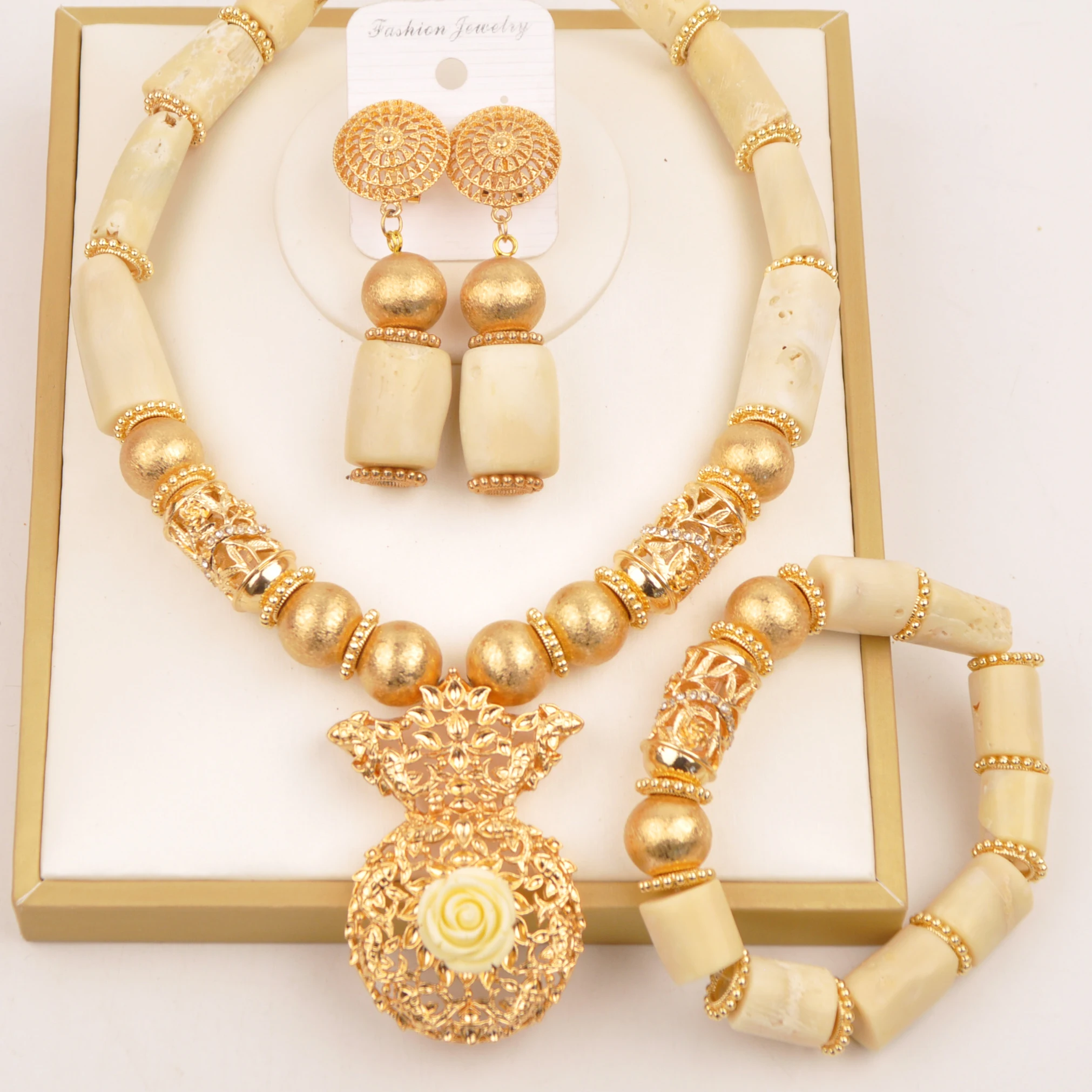 nigerian-wedding-african-beads-white-coral-jewelry-sets