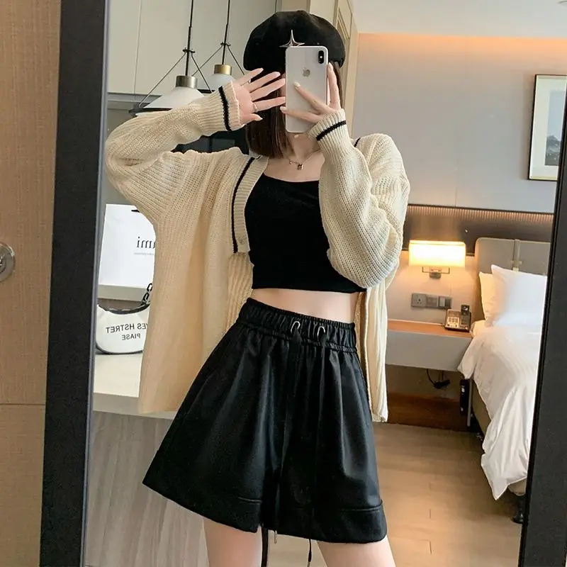 Autumn and Winter 2025 Solid Color Leather Shorts Ladies Wear High Waist Wide-leg Pants with Laces