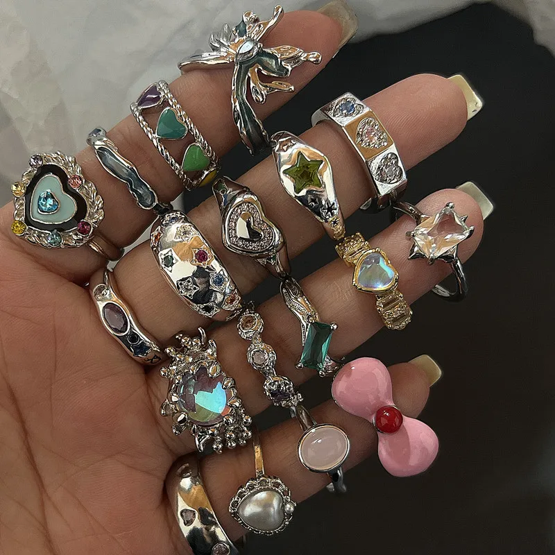 Vintage Irregular Cross Star Open Ring dla kobiet Mężczyźni Punk Gothic Sliver Color Regulowane pierścionki dla par Y2K Egirl Biżuteria Prezent